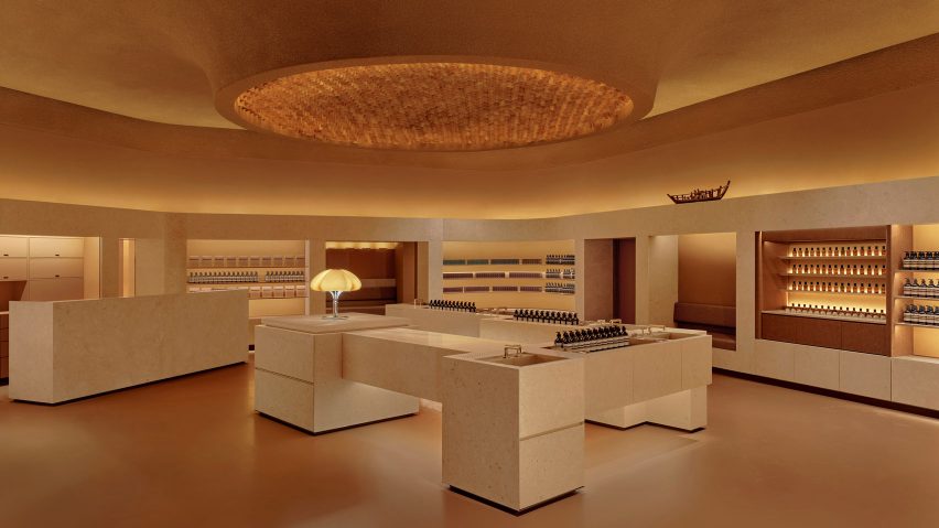 hero aesop hainan china store algae materials interiors dezeen 1704 col 6 852x479 1