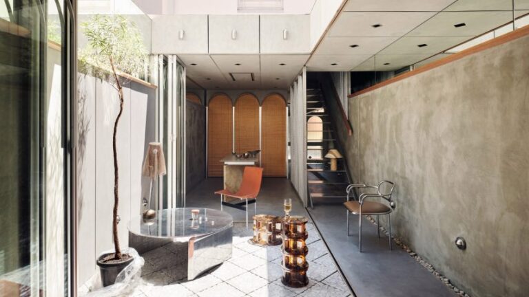 terrace house mirage Alcami Architecture dezeen 2364 col hero 852x479 1